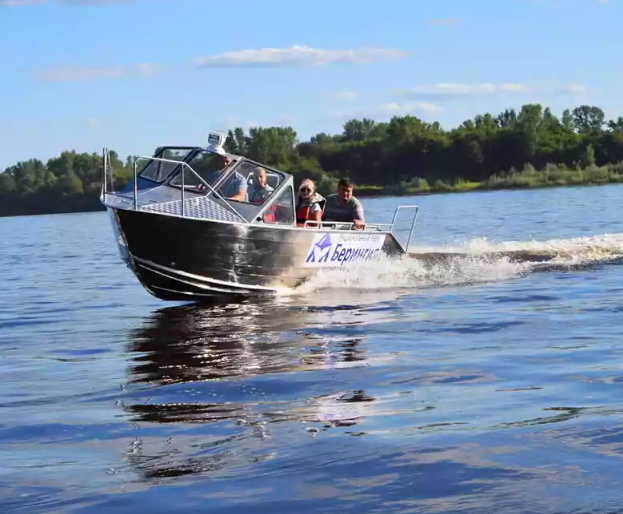 Алюминиевый катер Неман 550 в Чебоксарах