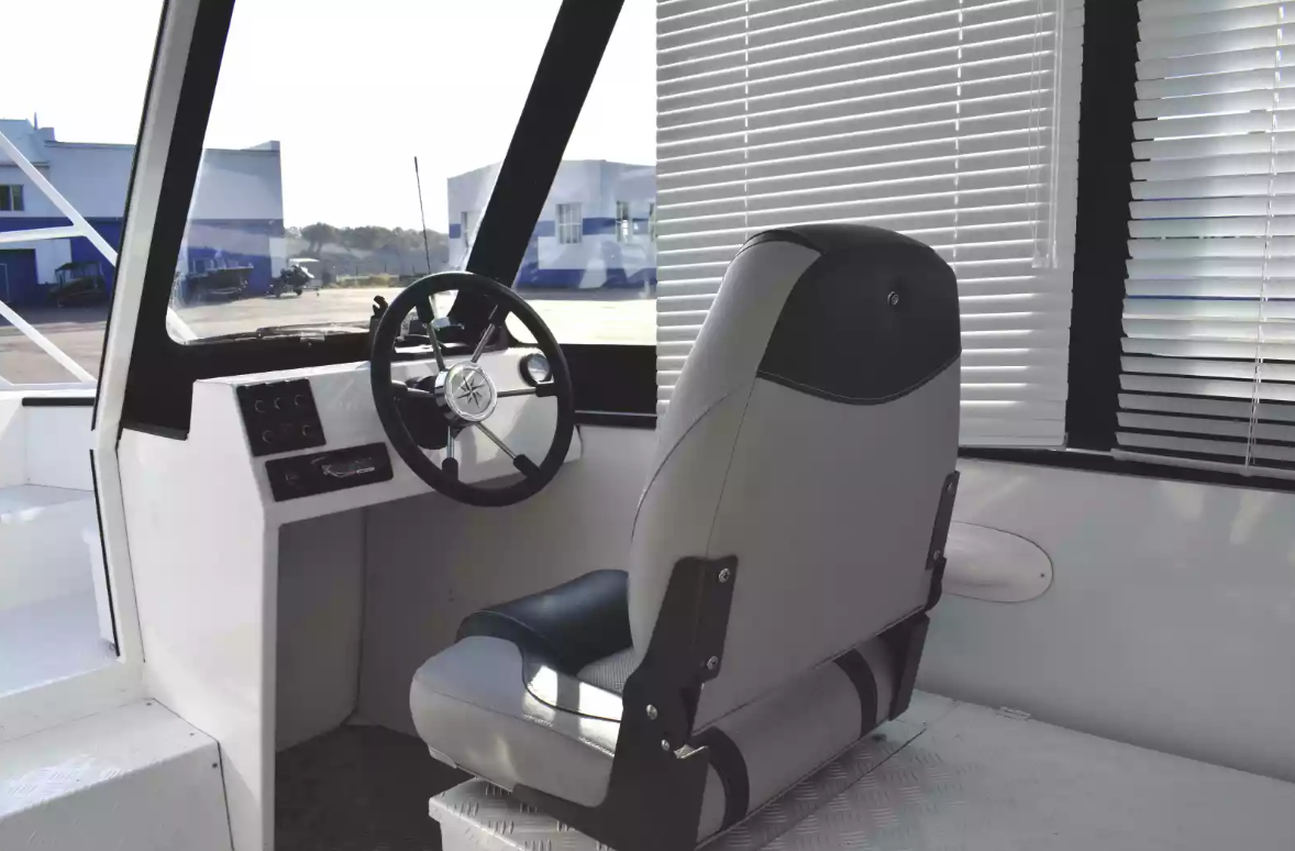 Алюминиевый катер Wyatboat-660 Cabin в Чебоксарах