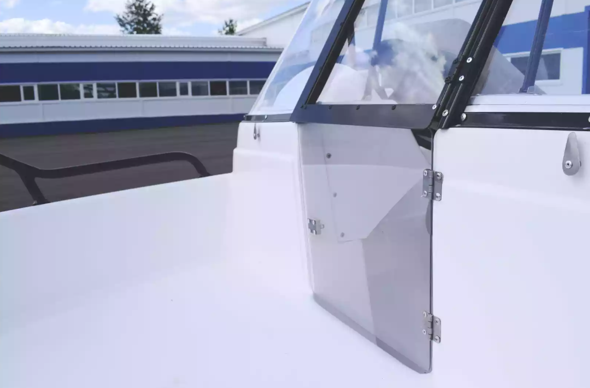 Комбинированный катер Wyatboat-430 DC в Чебоксарах