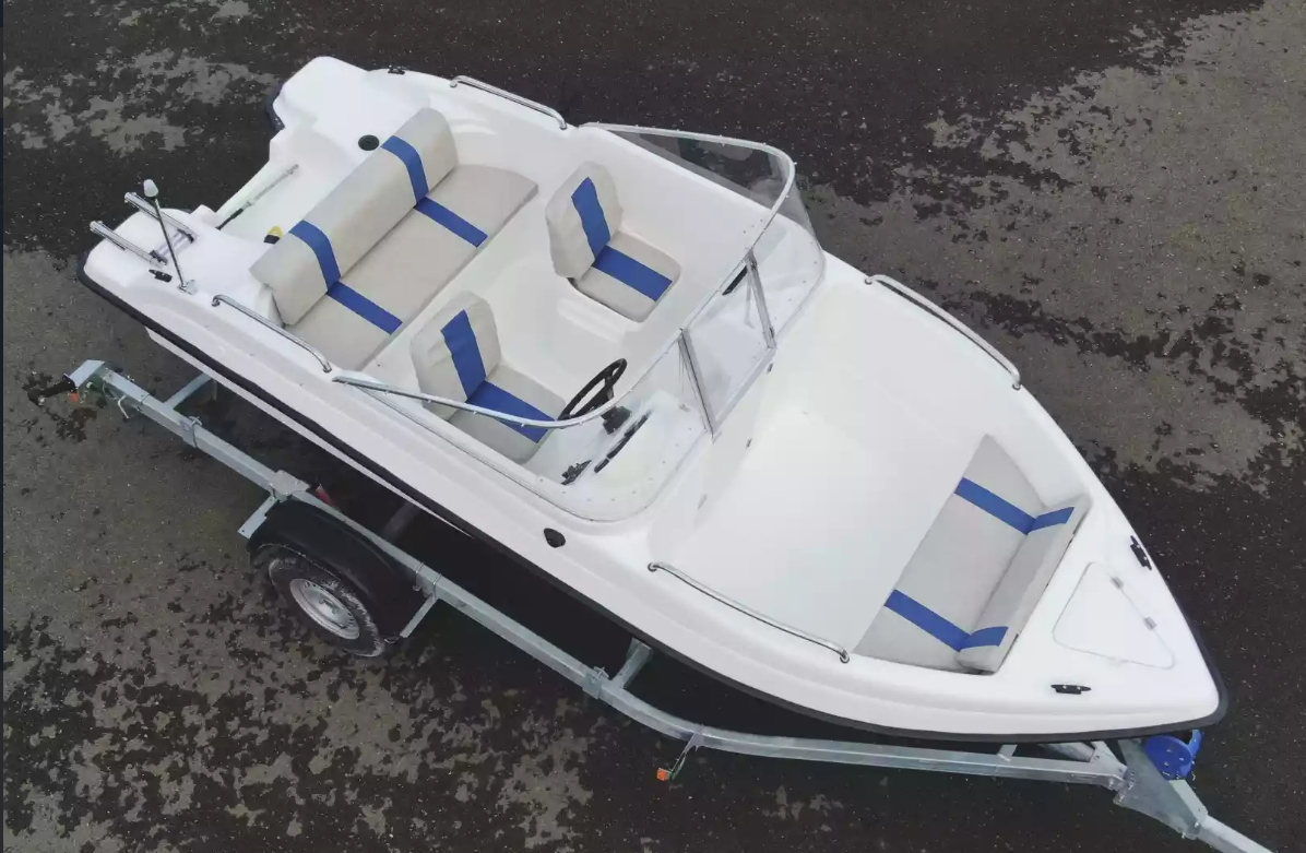 Стеклопластиковый катер Wyatboat-3 DC Open в Чебоксарах