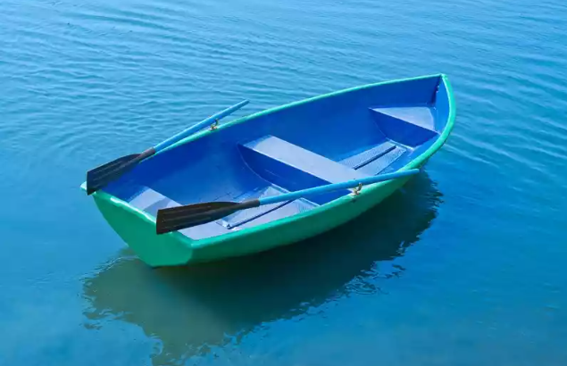 Стеклопластиковая лодка Дельфин в Чебоксарах