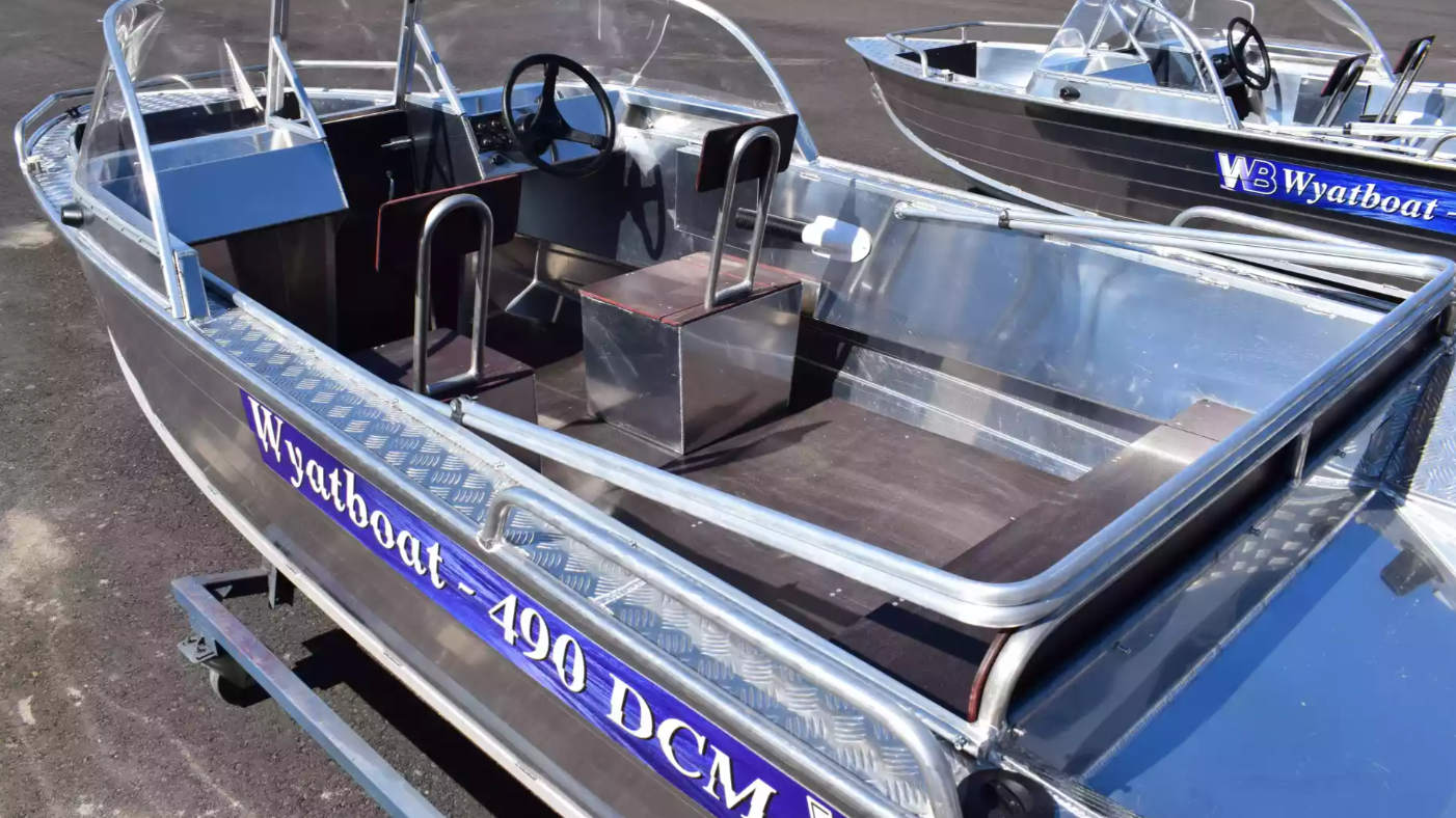 Алюминиевый катер Wyatboat-490 DCM в Чебоксарах