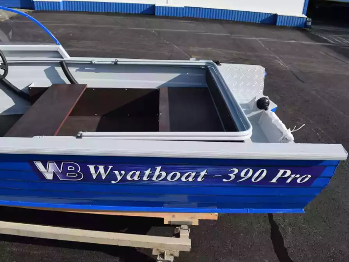 Алюминиевый катер Wyatboat-390 Pro в Чебоксарах
