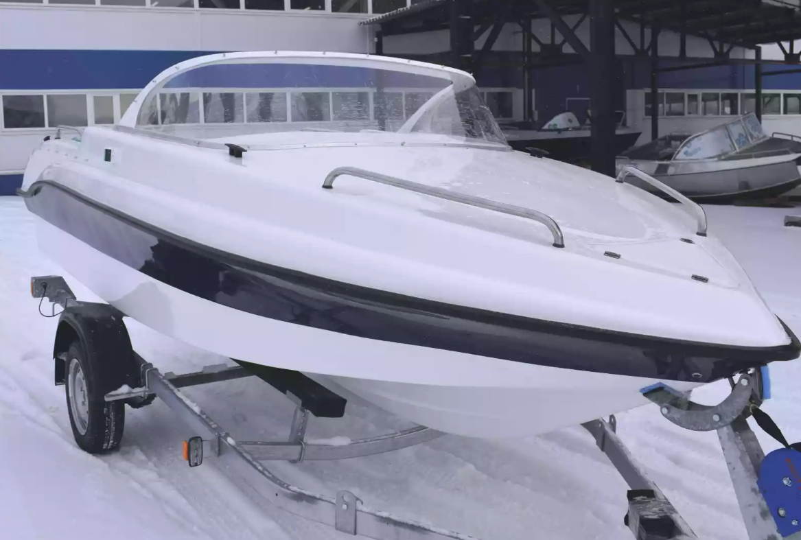 Стеклопластиковый катер Neman-450 в Чебоксарах