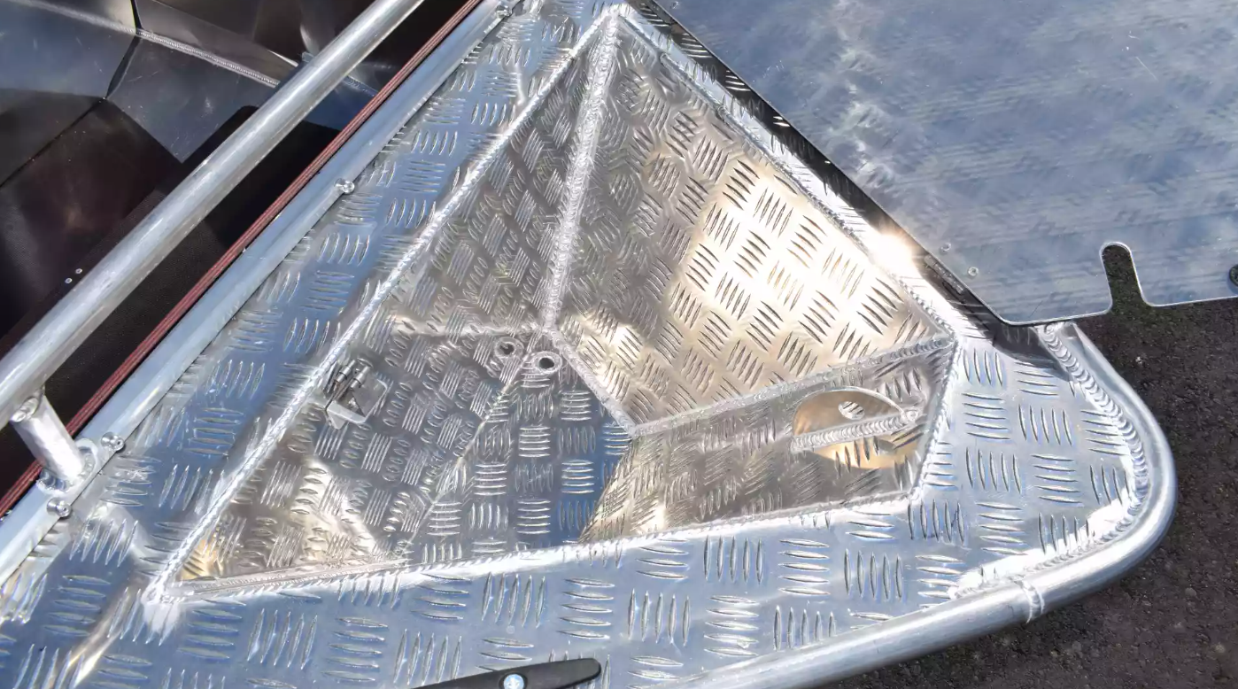 Алюминиевый катер Wyatboat-490 DCM в Чебоксарах