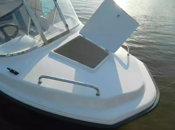 Стеклопластиковый катер Wyatboat-430 M (тримаран) в Чебоксарах