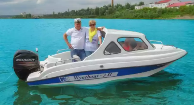 Стеклопластиковый катер Wyatboat-3 П (полурубка) в Чебоксарах
