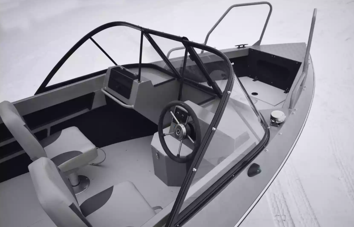 Алюминиевый катер Неман 550 DC в Чебоксарах