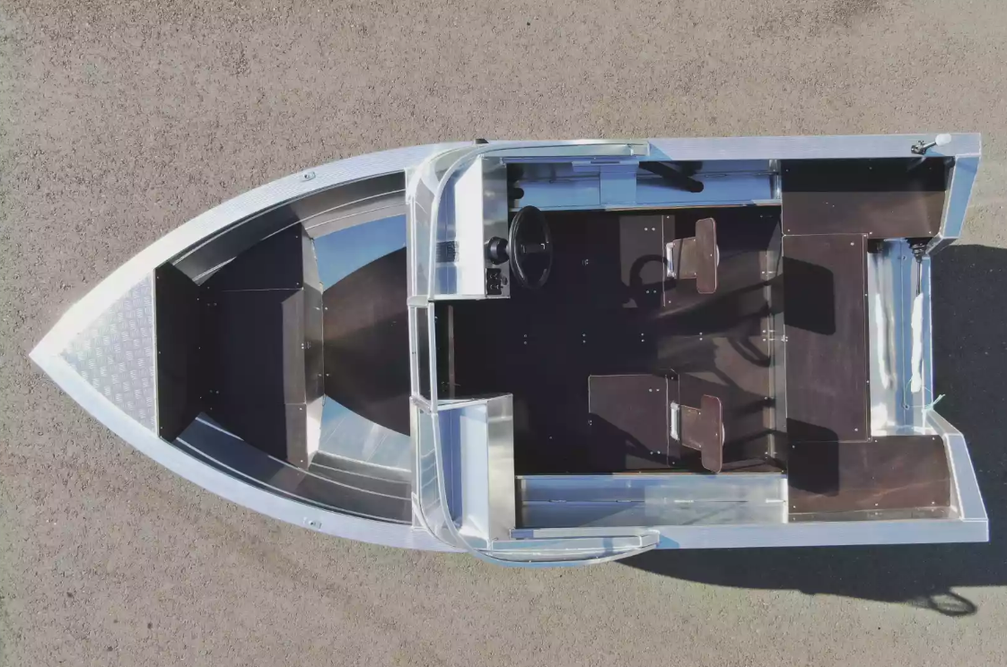 Алюминиевая лодка  Неман-400 DCM в Чебоксарах