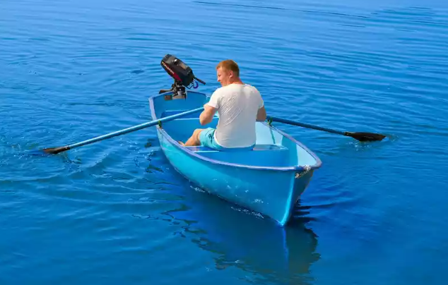 Стеклопластиковая лодка Омуль в Чебоксарах