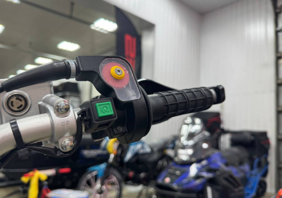 Мотоцикл (питбайк) PROMAX FIDET (ФАЙДЕТ) 190E PRO 17/14 в Чебоксарах