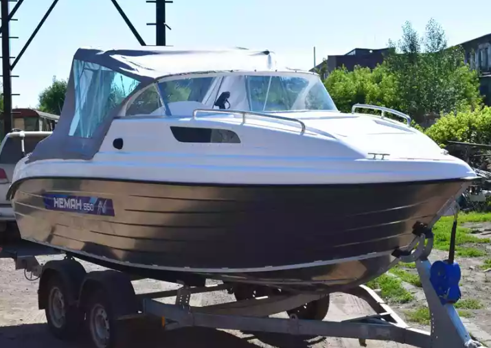 Комбинированный катер Neman-550 с каютой в Чебоксарах