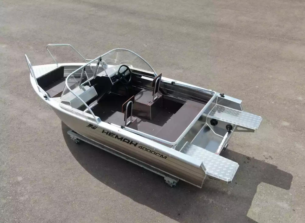 Алюминиевая лодка  Неман-400 DCM NEW в Чебоксарах