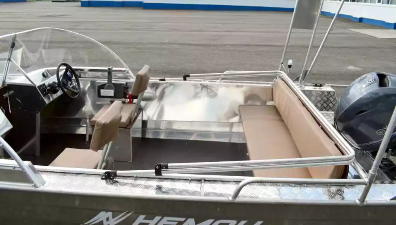 Алюминиевый катер Неман-500 DCM в Чебоксарах