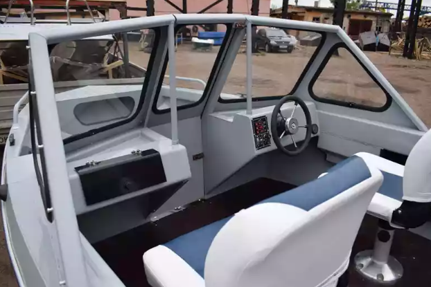 Алюминиевый катер Неман-500 DC Pro в Чебоксарах