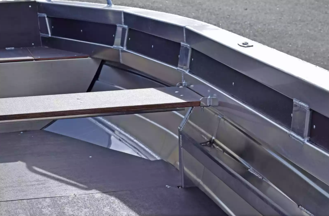 Алюминиевая лодка  Неман-480 Р в Чебоксарах