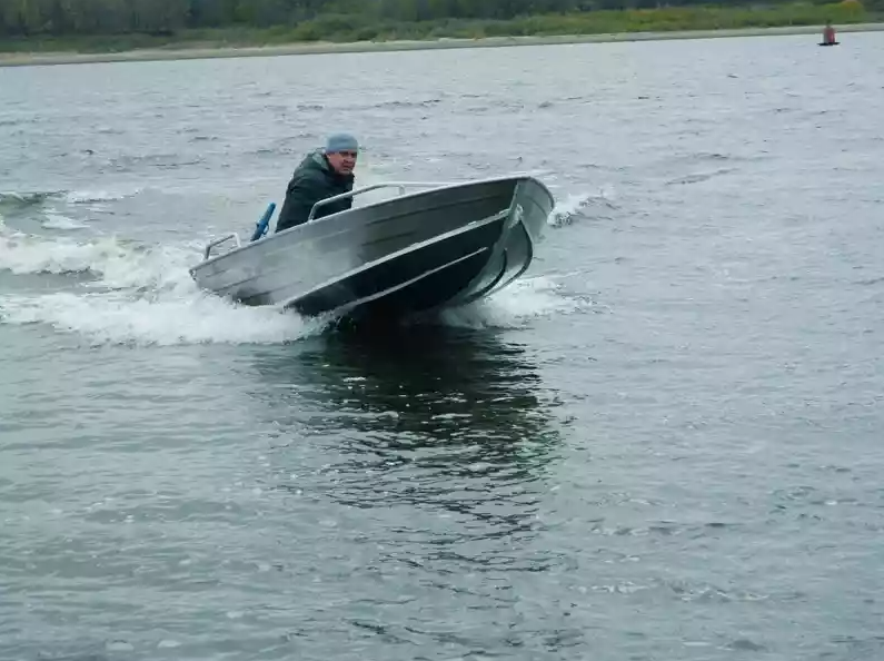 Алюминиевая лодка Wyatboat-390 M в Чебоксарах