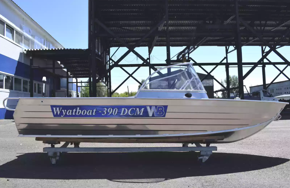 Алюминиевый катер Wyatboat-390 DCM в Чебоксарах