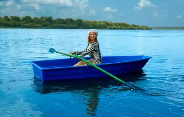 Стеклопластиковая лодка Малютка в Чебоксарах