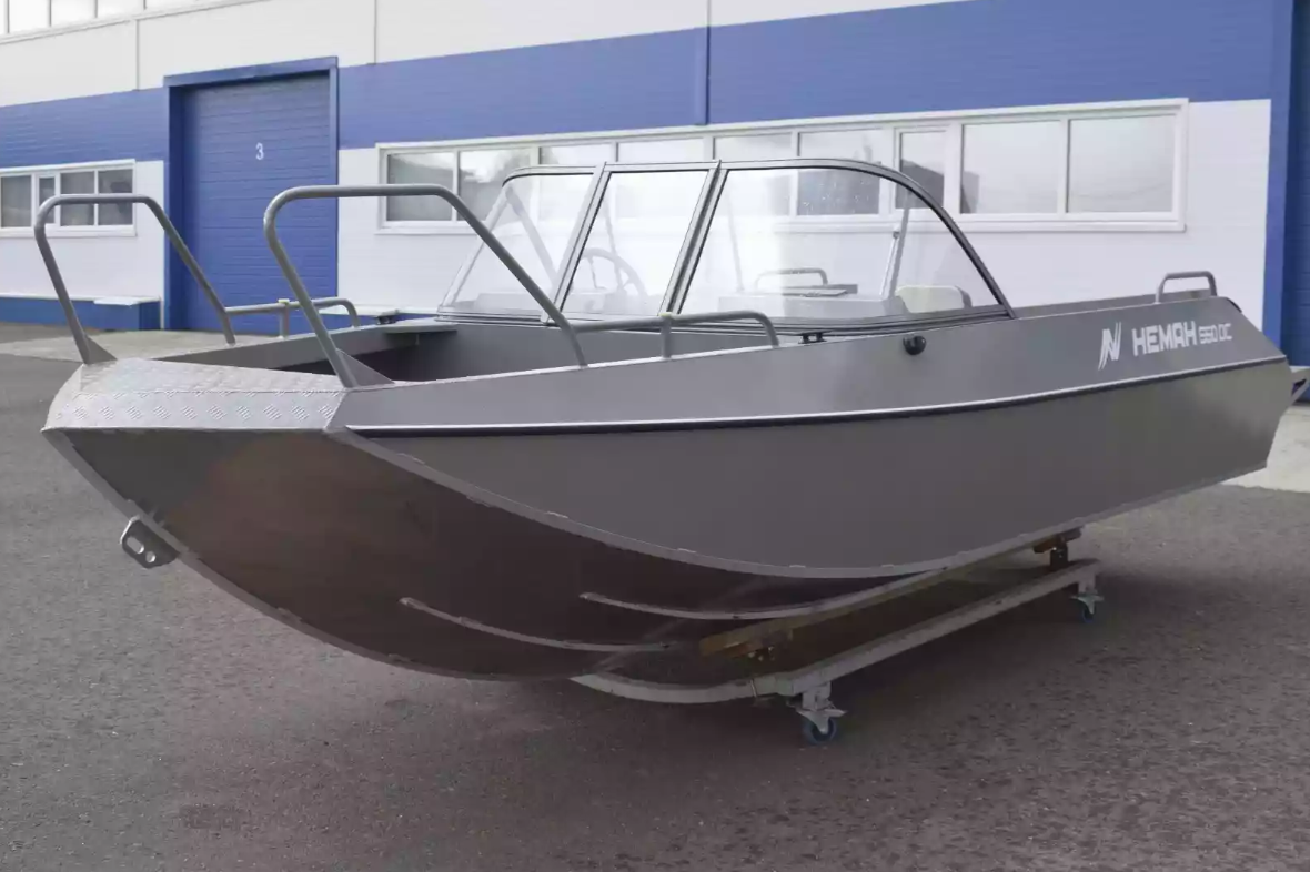 Алюминиевый катер Неман 550 DC в Чебоксарах