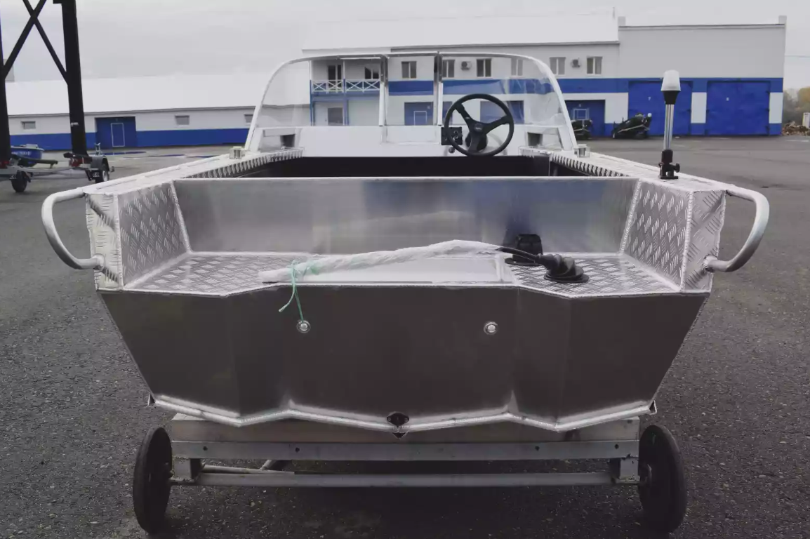 Алюминиевый катер Wyatboat-390 Pro в Чебоксарах