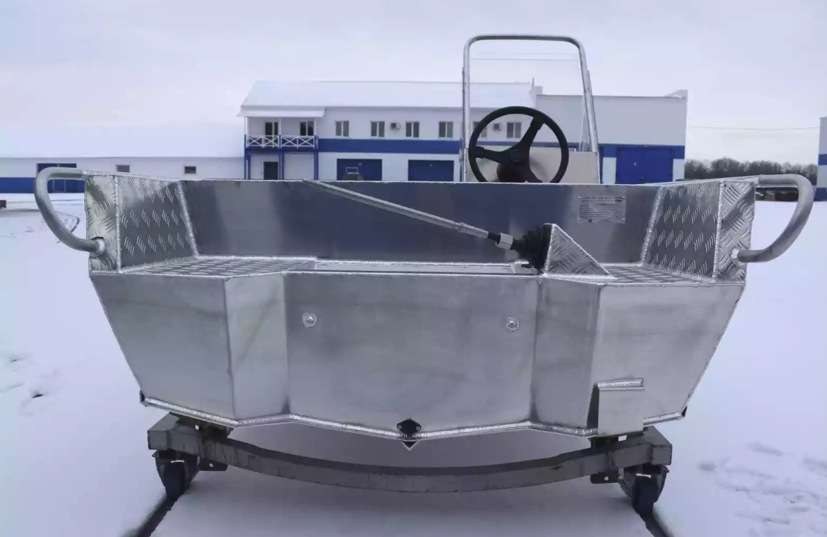 Алюминиевый катер Wyatboat-390 C в Чебоксарах