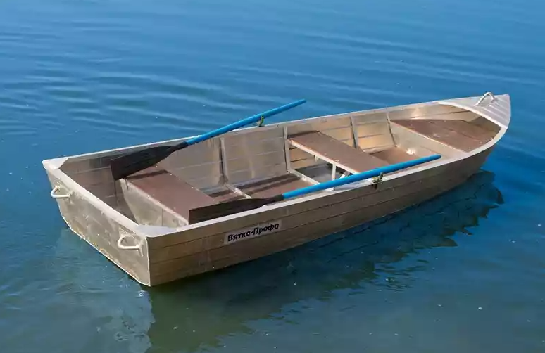 Алюминиевая лодка Вятка-Профи 32 в Чебоксарах
