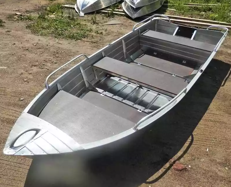Алюминиевая лодка Вятка-Профи 37 в Чебоксарах