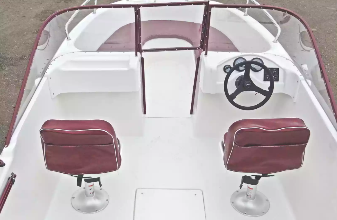 Комбинированный катер Neman-530 Open в Чебоксарах