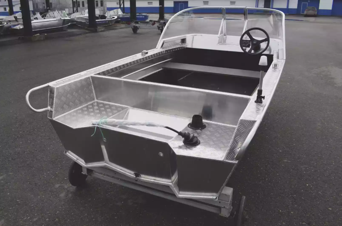 Алюминиевый катер Wyatboat-390 Pro в Чебоксарах