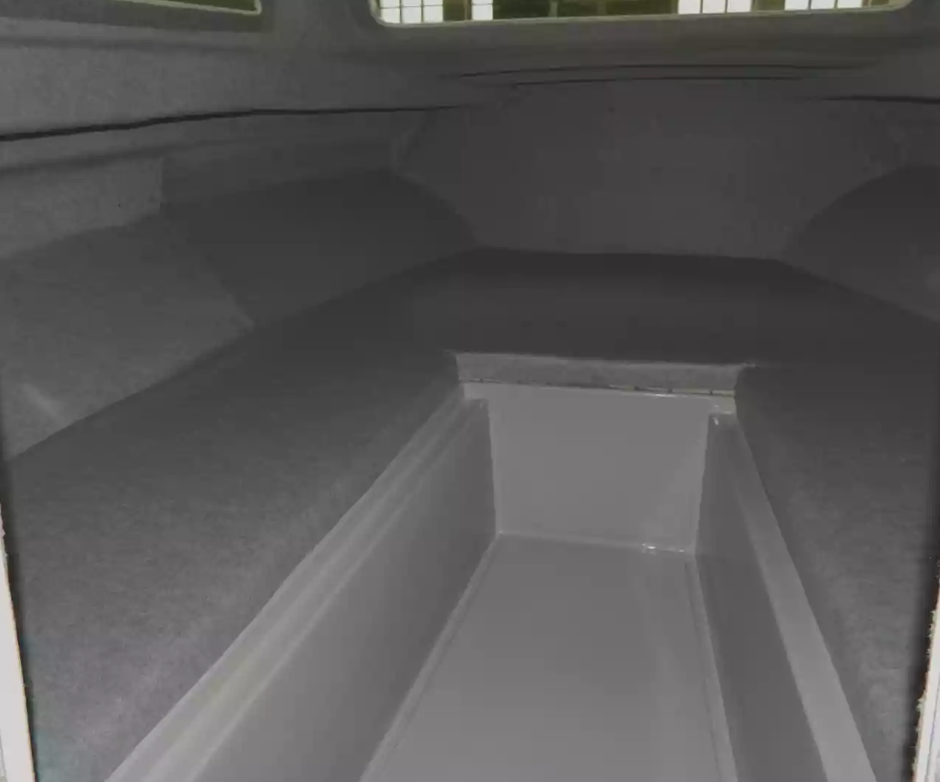 Стеклопластиковый катер Neman-500 в Чебоксарах