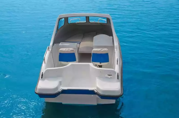 Стеклопластиковый катер Wyatboat-3 П (полурубка) в Чебоксарах