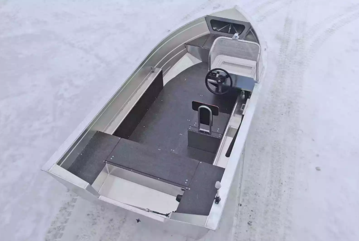 Алюминиевый катер Неман-400 С в Чебоксарах