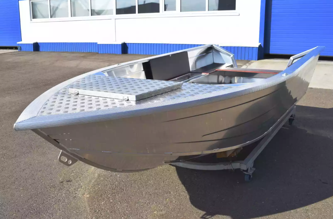 Алюминиевая лодка Неман-400 Р PRO в Чебоксарах