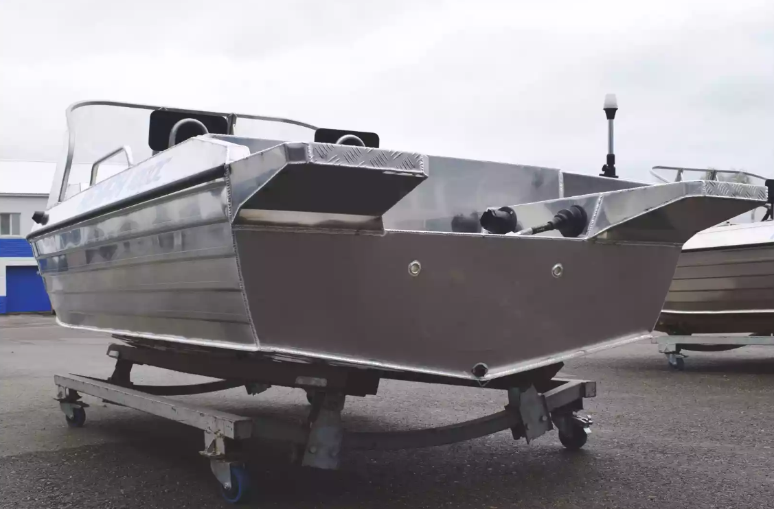 Алюминиевая лодка  Neman-400 DC в Чебоксарах