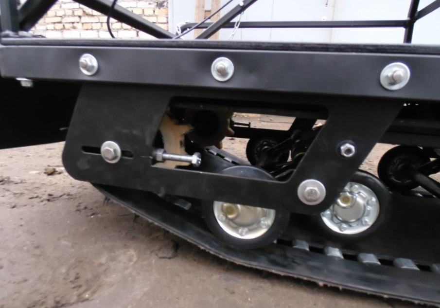 Мотобуксировщик AhtaR Зима 15 л/с с вариатором в Чебоксарах