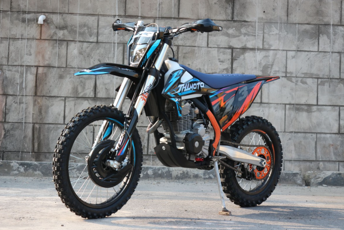 Мотоцикл JHLMOTO JHL Z3 CB250 (172FMM-3A) в Чебоксарах