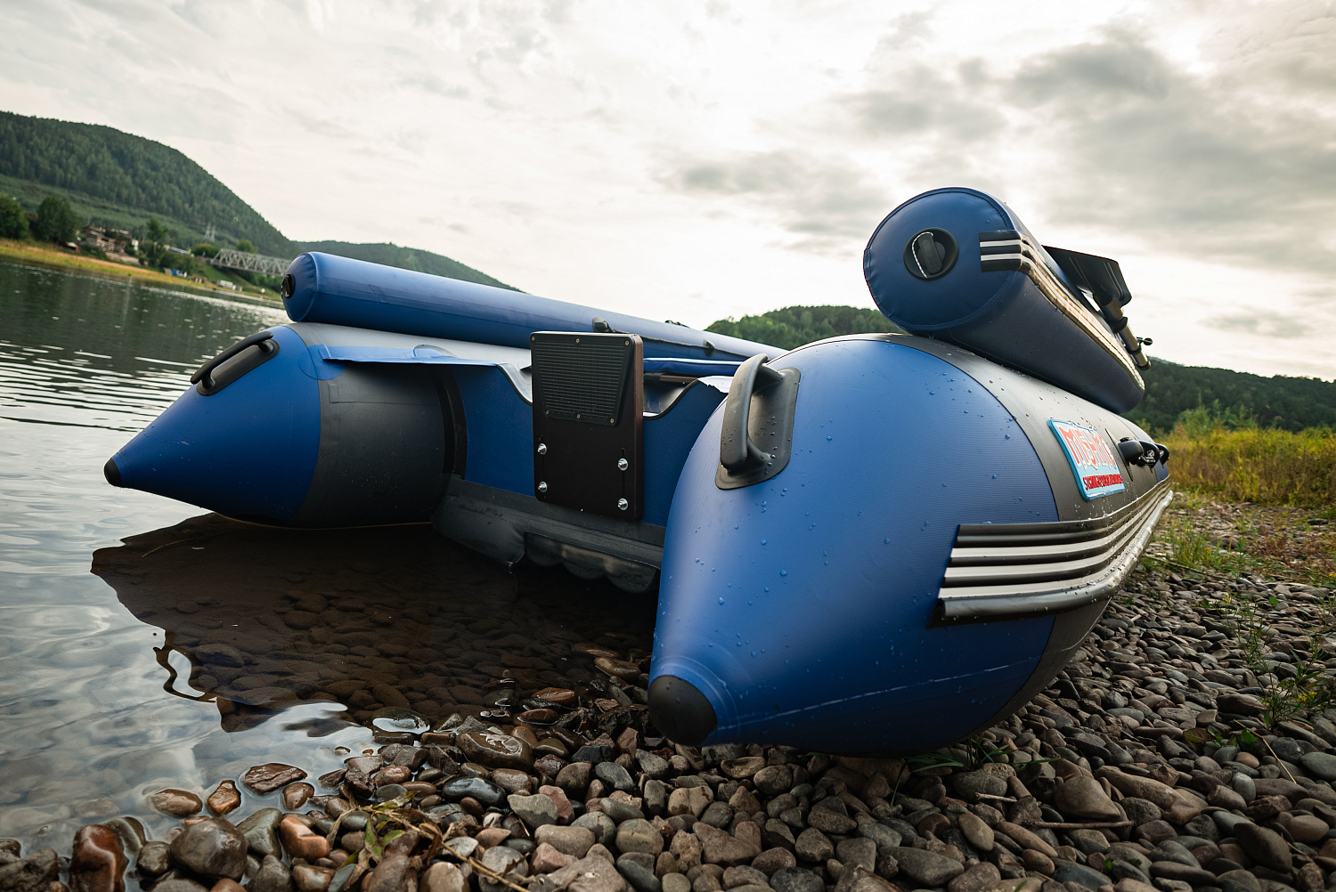 Лодка MISHIMO RIVER FJET PRO 470 под водомет в Чебоксарах