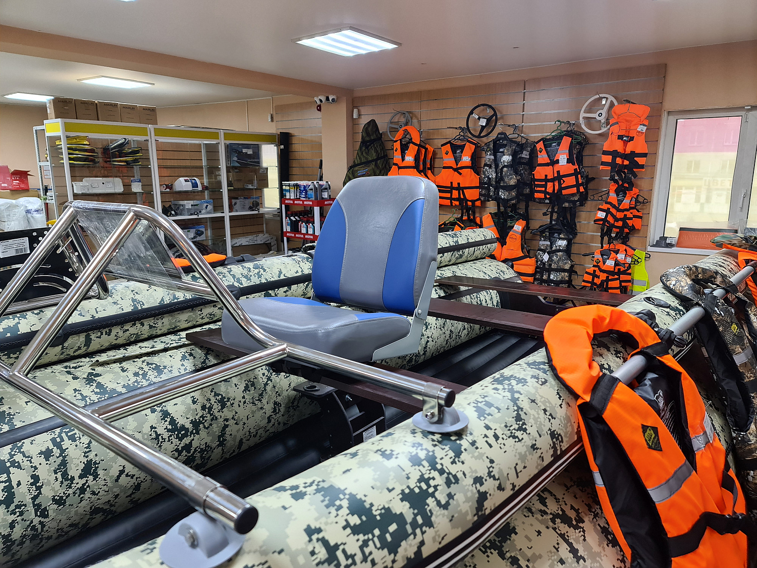 КРЕСЛО МЯГКОЕ РАСКЛАДНОЕ С ПОВОРОТНЫМ МЕХАНИЗМОМ ДЛЯ ЛОДОК в Чебоксарах