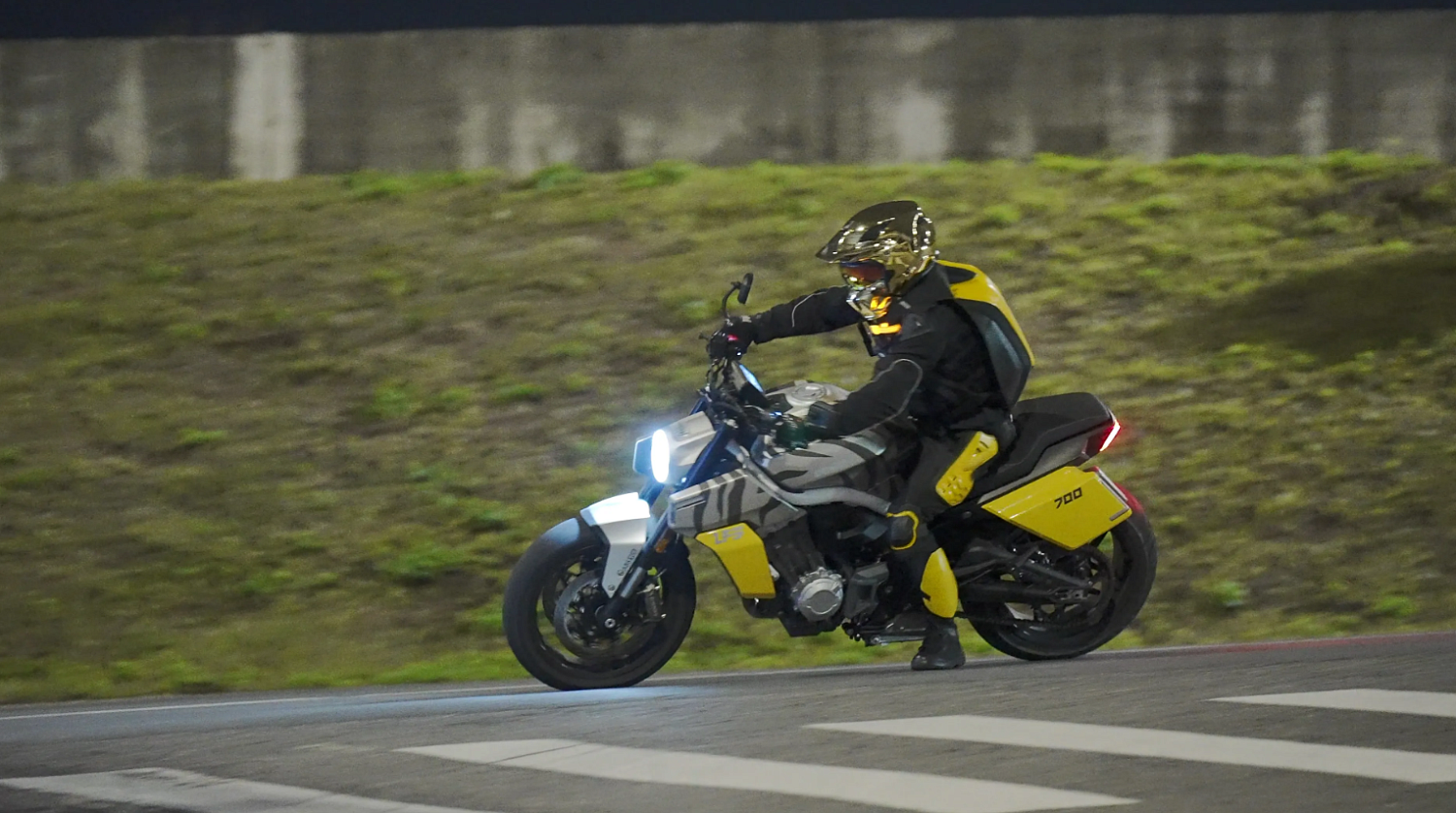 Мотоцикл Benda LFS 700 в Чебоксарах