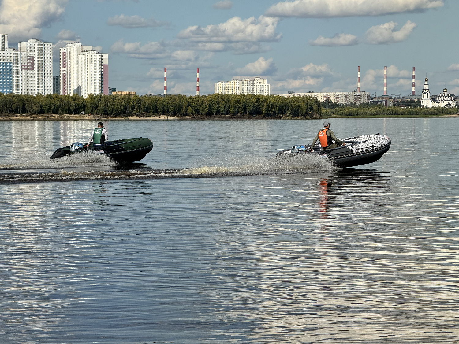 Лодка MISHIMO BIG FLOOR 440 в Чебоксарах